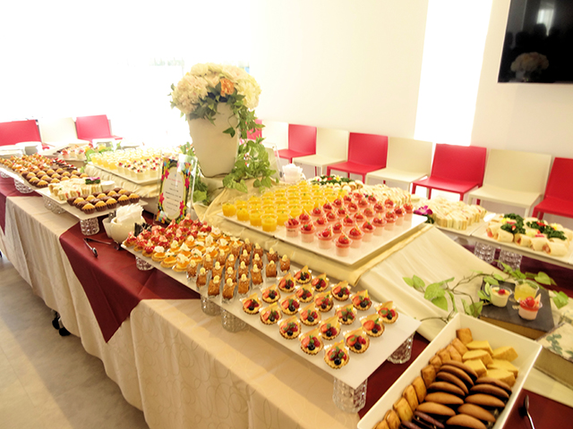 出張ケータリングオリジナル忘年会・納会・慰労会ビュッフェパーティープラン #1