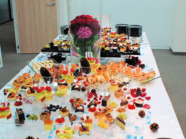 出張ケータリングオリジナル忘年会・納会・慰労会ビュッフェパーティープラン #6